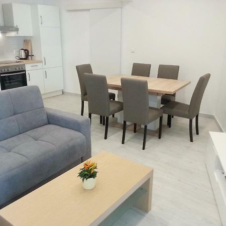 Apartment Rika 奥米什 外观 照片